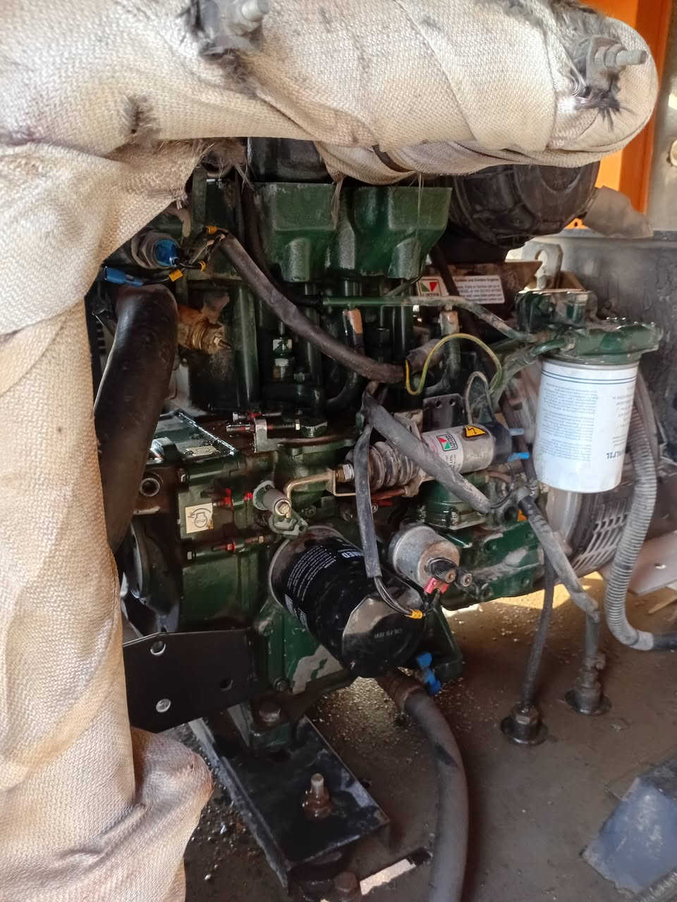 مولد لستر بتر انكليزي 11 Kv بلادي نضيف كلش تشغيل ذاتي ***********
