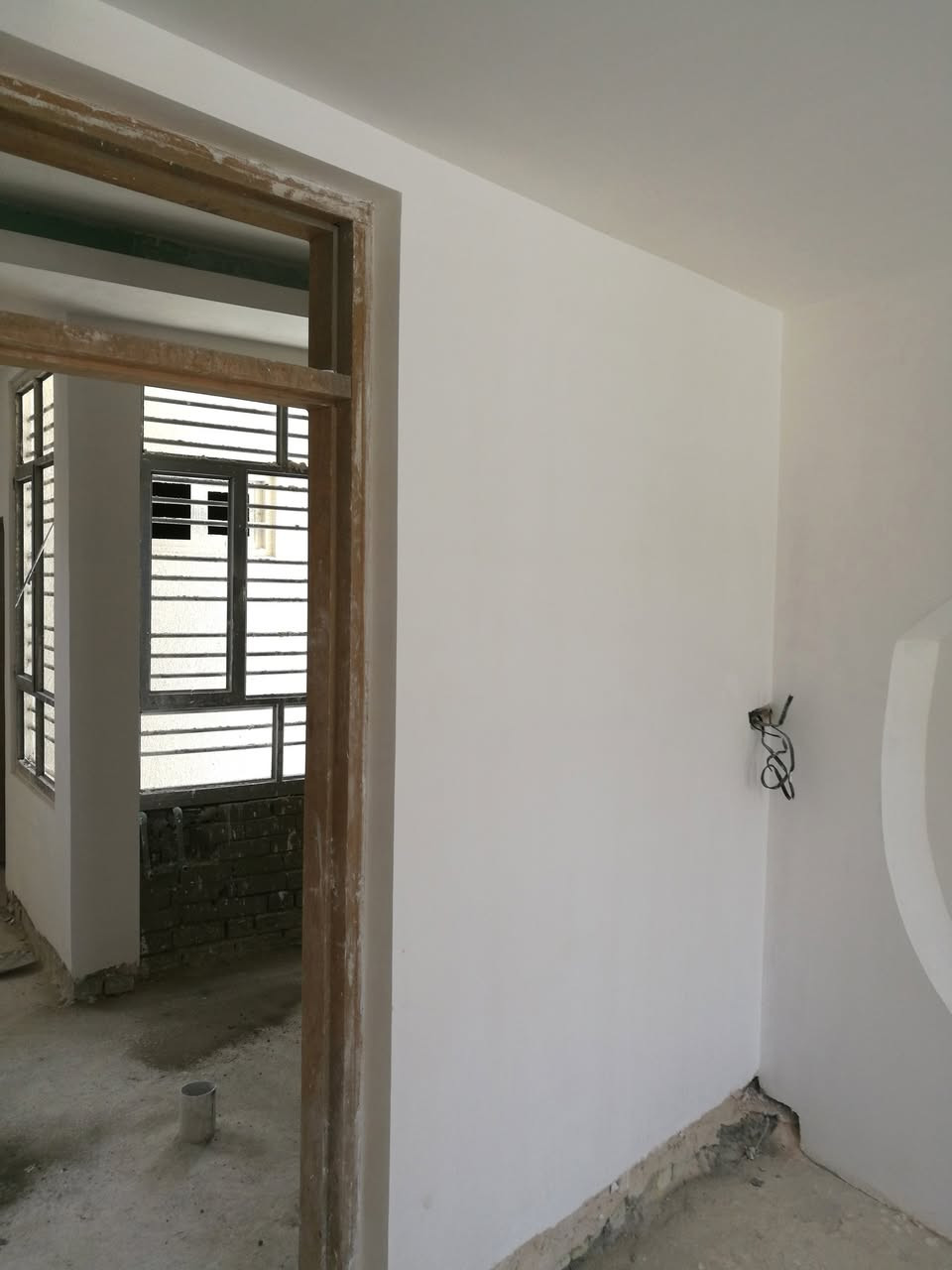 شغل صطار وبياض داخل هيت ***********
الصطار : 3000 المتر
البياض : 2000 المتر
