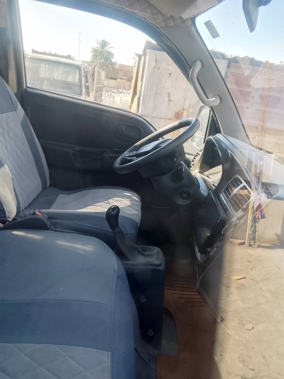 للبيع ٢٠١٤ قادسيه انكليزي مكفوله من ضربع ما عد صفاحيات بيهن رشات صبغ سياره جاهزه تخم تاير محور ١٤ سعره ١٢٠ مكاني حله ***********
