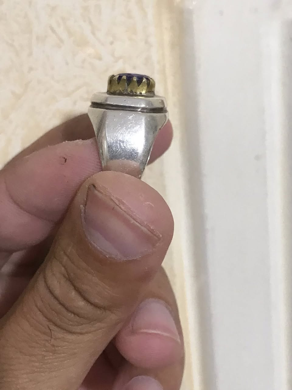 بس الي عرفه يقيمه السعر 50 قفل الناصريه مركز متوفر توصيل داخل مركز


**إذا كنت صاحب هذا الإعلان وتريد حذفه لأي سبب، رجاءا أرسل رسالة إلى الدعم الفني**