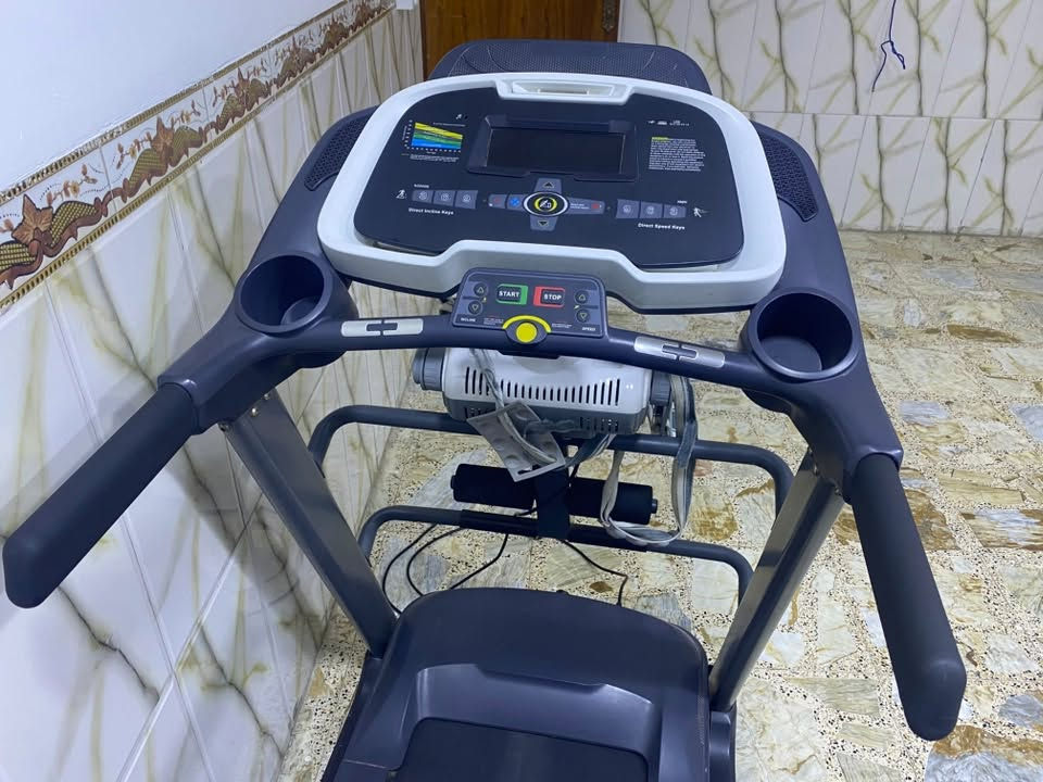 للبيع جهاز جري استعمال اقل الشهر سعر مليون ***********

