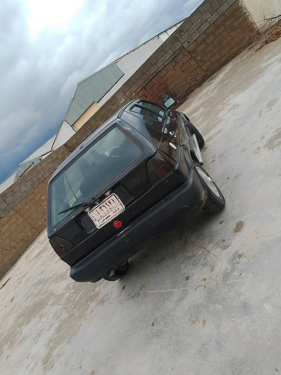 السلام عليكم ورحمة لبيع كولف موديل 90 شرط تحويل رقم كركوك عظم أ سيارة وضع شركه سعر 20 رقم هاتف ***********
