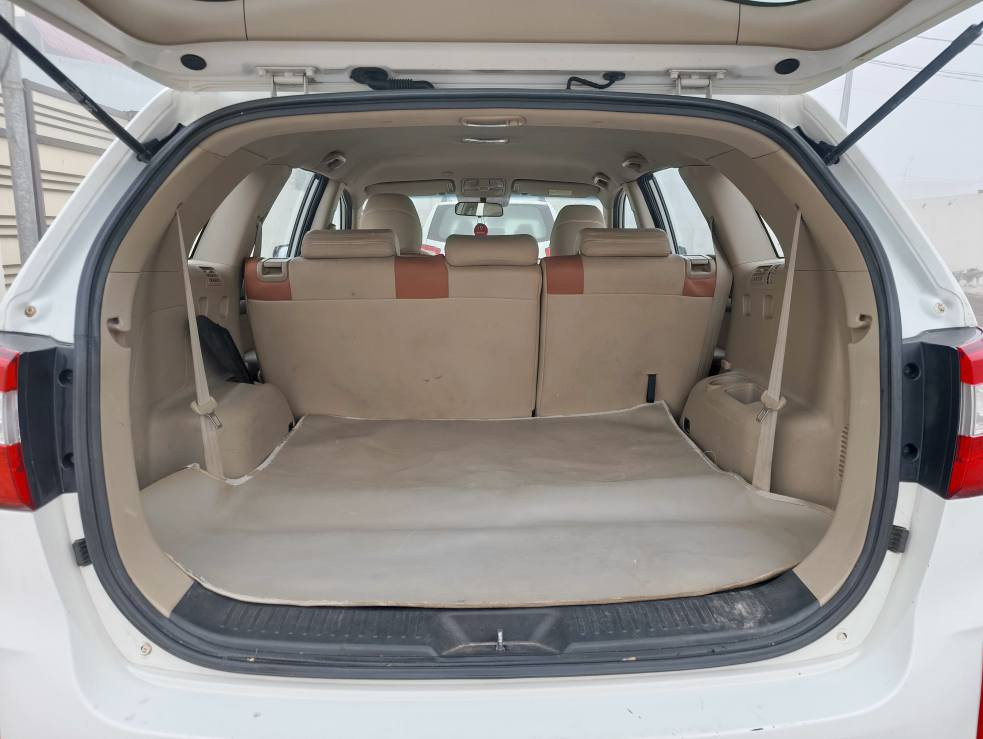 سورنتو 2014 لون ابيض خليجي
محرك V6 3500  
السيارة 7 راكب 
السيارة فول مواصفات عده البانوراما 
بصمه تشغيل وبصمه ابواب اشارة ترحيب 
اناره داخلية كشن كهرباء مري شفط   
كير ومحرك بشرط دوسه ليزري سورنتو 
السيارة ماشيه  146km فقط 
السيارة رقم قادسيه الجديد هزة وسنويه جديده وتحويل مباشر  السياره بسمي  تحويل بشرط 
 السيارة كفالة ما عده كارت في  باب السائق فقط 
 
الاستفسار على الرقم *********** موجود واتساب
