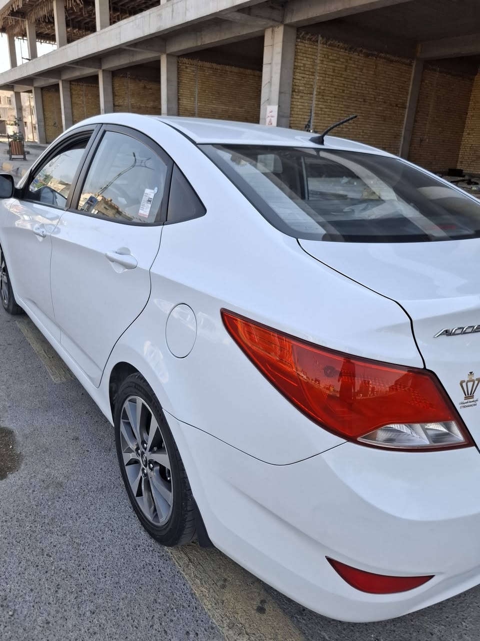 اكسنت 2016 خليجي كفاله عامه 
فول مواصفات مكينه ١٦٠٠ ماشيه 80 الف
 رقم بغداد ابسمي تحويل مباشر 
 مكان سياره واسط سعر 126 وبيه مجال بسيط
***********
