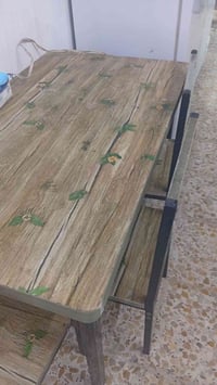 طاولة • للبيع