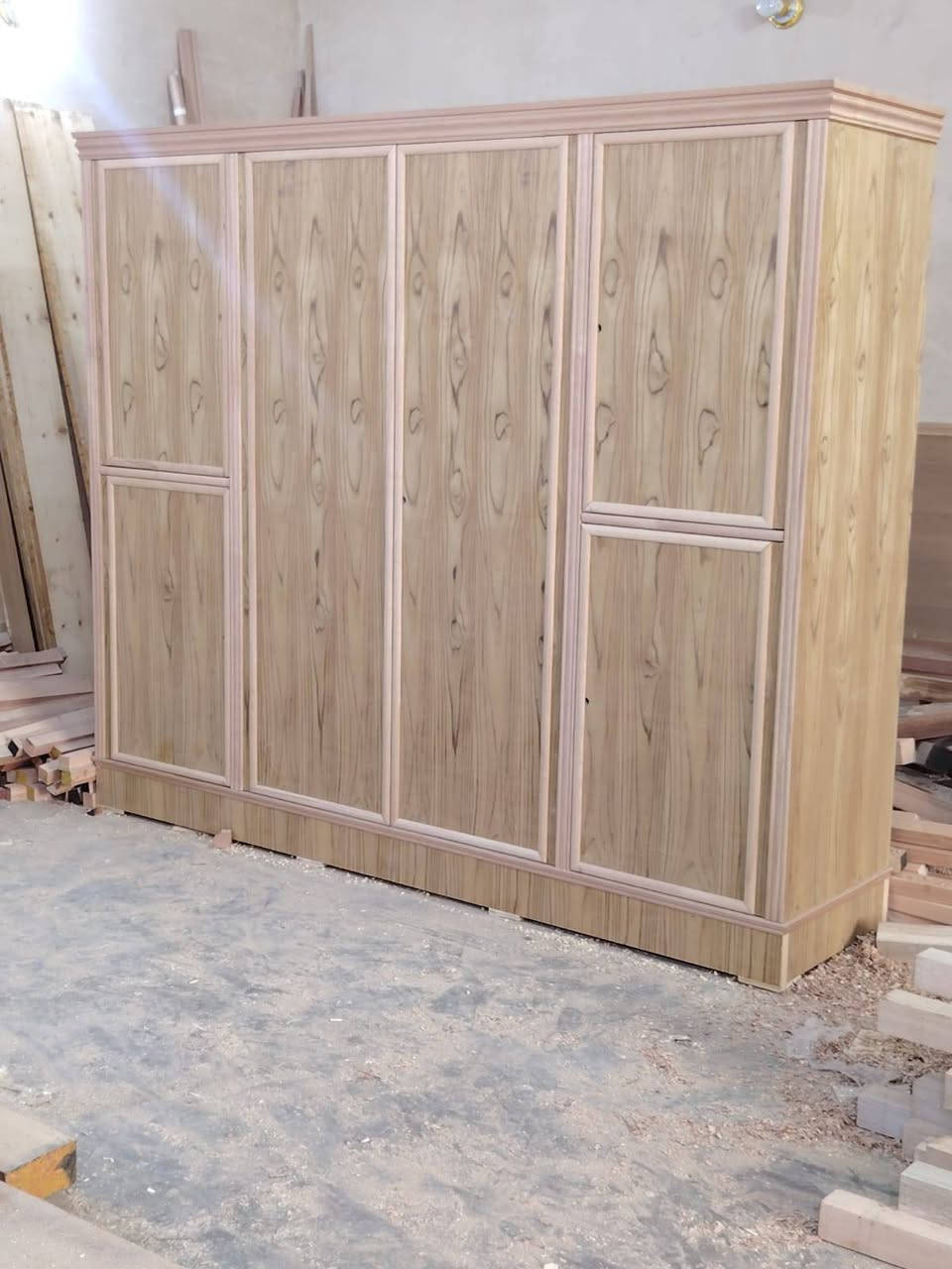 بسم الله الرحمن الرحيم
نجارة ابو نور العبيدي لعمل الاخشاب حطاطة 
الرمادي كورنيش الحوز قرب مدرسة جنيد البغدادي 
هاتف *********** واتساب 
ومن الله التوفيق
