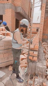 كادر بناء طابوك +بلوك +ثرمستون  العمل يكون بنظام القطعي او اليوميه ع ا...