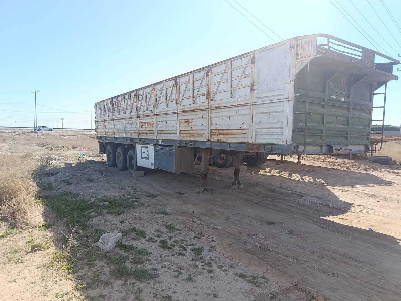 السلام عليكم 
عربانه اجناب
طول 12.5
ارتفاع 85
3 دناكير برينه
شاصي مكفول 

السعر 70 $ وبيه مجال للشراي 

معرض العراق لبيع السيارات والآليات الثقيلة 
الانبار ـ الفلوجه معارض الخط السريع 
*********** - ***********
