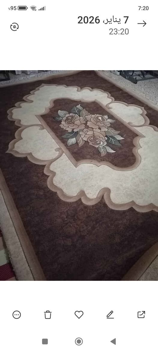 للبيع محفورة نوعيته كاشان ✅ كلش نظيف ✅ 
الحجم 4 × 3
السعر 45 الف 
مكاني موصل ايسر حي عدن 
للتواصل خاص او واتساب او *********** موصل, نينوى
