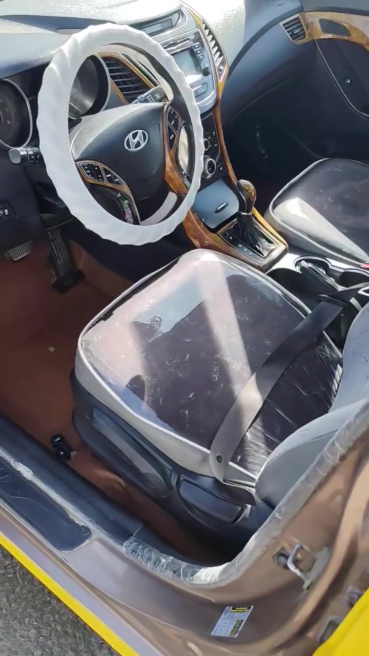 من رخصت لادمن المحترمون لنتر موديل ١٥ فول مواصفات وارد امريكي كفاله لن داخله كلين محرك ٢٠٠ تخم تاير حداديه محرك نظيف  منظومه عاز صبغه جديده مصفره هيه تحويل ثاني يوم   رقم قادسيه الدولي  السعر ١٠٥ وبيه مجال قليل وسونار بيه موجد غير متواجد بلنت رقمي ***********
