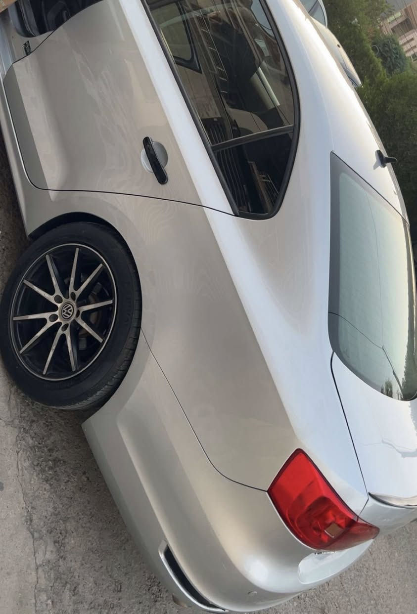 جیتا مۆدیل 2014
خەلیجی مەکینە 2.0 بێ تۆربۆ
فول مواسەفاتە بەس سلایت نیە کوشن جلدە
سۆنەرەکەیم داناوە
نرخی 114$مەجال
شوێن دەوروو بەری هەولێر
***********.
