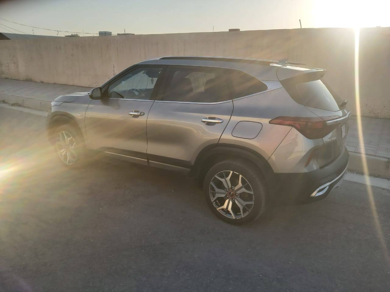 السلام عليكم 

كيا سليتوس موديـ2023ـل
فول مواصفات عدا الفتحه 
فور ويل ماشيه 49
المكينه 1600تيربو
قفلها ١٣٣
المكان كربلاء المعارض النموذجيه
📲 للتواصل اتصل على :
رقم الهاتف / ***********
