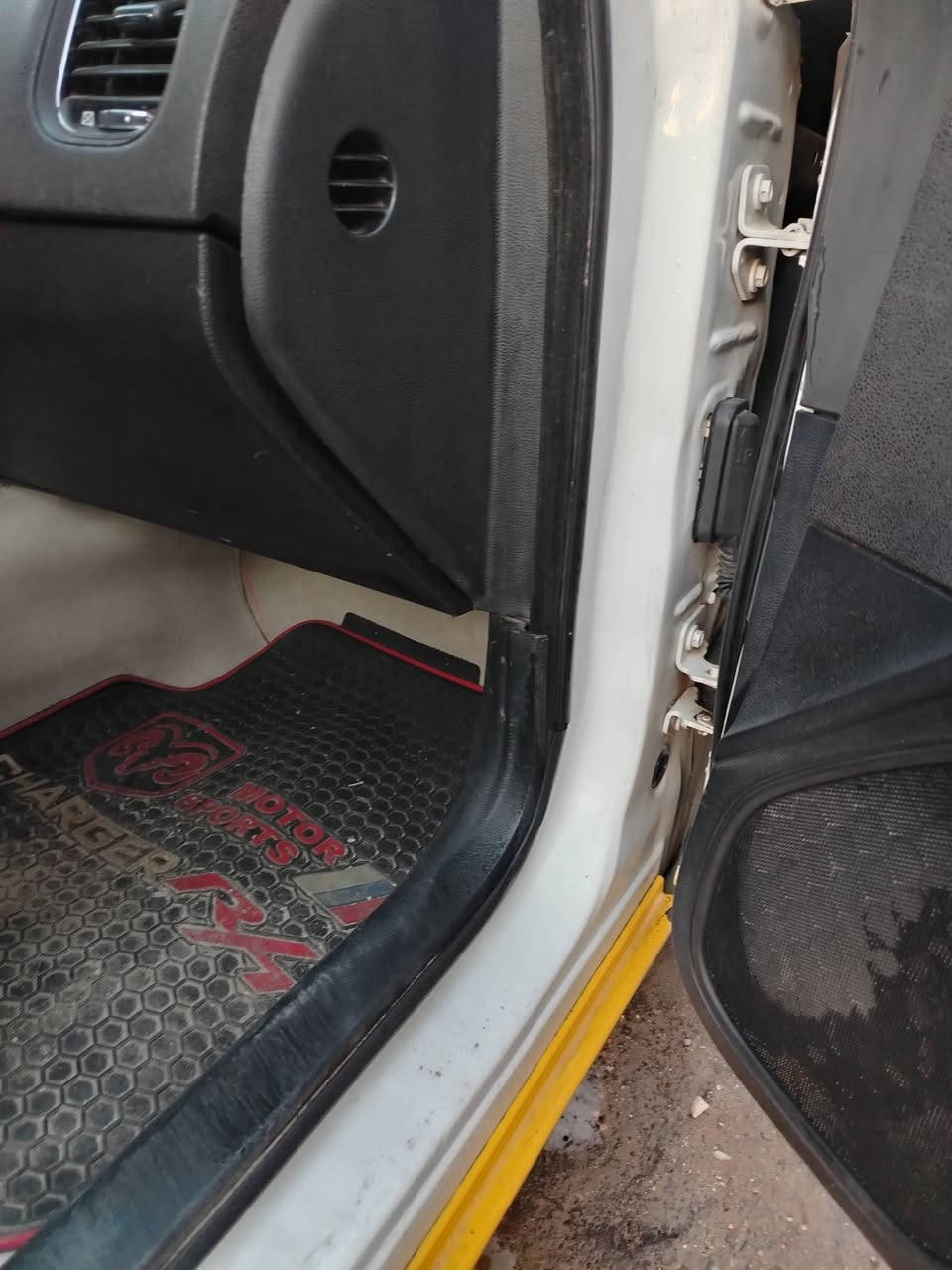 ألسلام عليكم
جارجر ٢٠١١ جاهزه للأخير مكينه كير صدر وره وكدام كله جديد عربانه مال ٢٠ شادها بعدها بضمان سنويه ورقم جديد باقي فقط ع استلام الوحات تحويل مباشر رقم مميز حادثه بلدوسه بصفحه العبري عنوان بغداد حي نصر
السعر ١٣٥ وبيها مجال حك جيه اتصل وبلخدمه رقمي ***********
