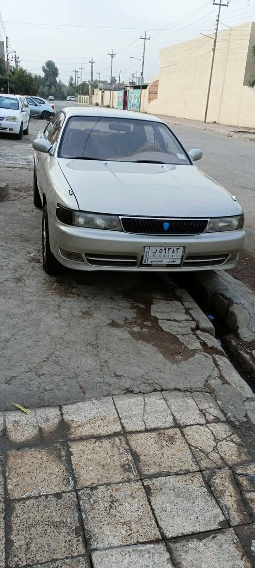 للبيع تيوتا شرط تحويل محرك وكير  شرط مصبوغ عام كاربون بيه السعر ٤٠ عنوان موصل أيسر *********** سنويه لي ٢٠٢٧ تنتهي بعده مو صاقطه
