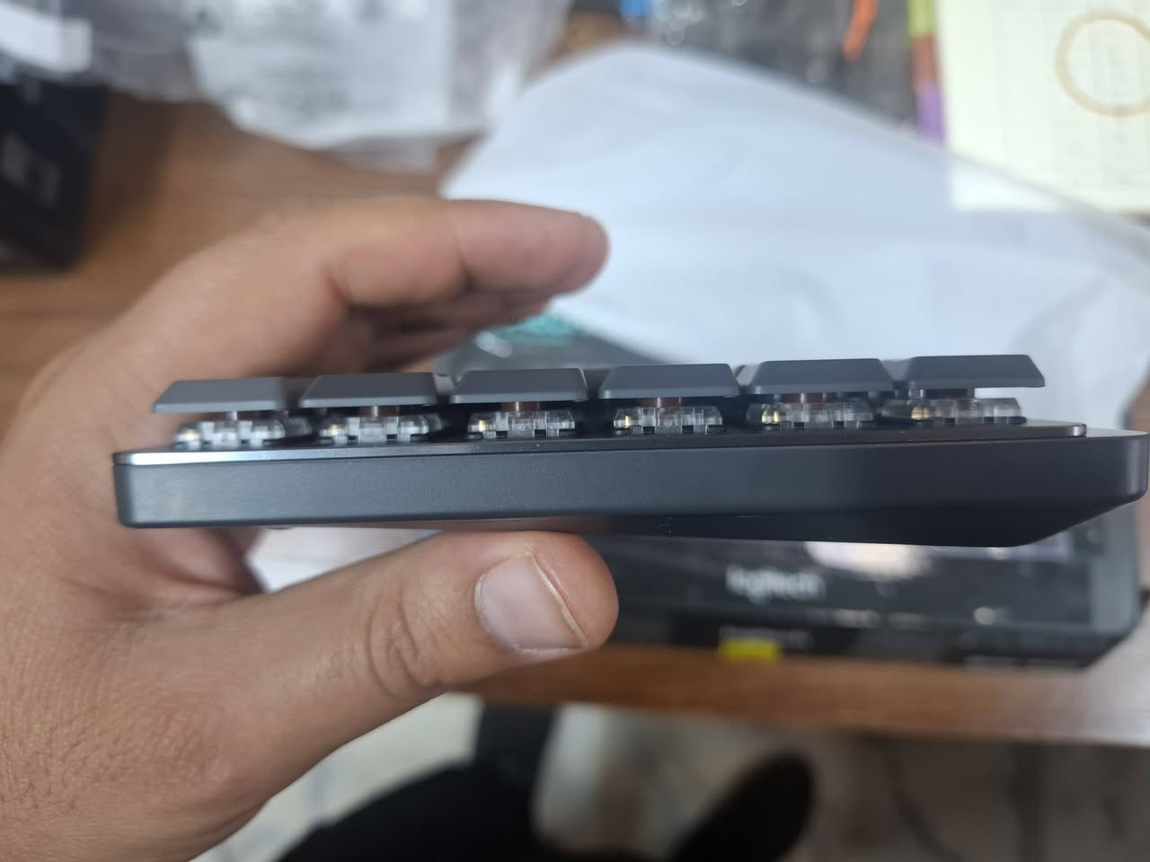 Mx mechanical mini
السعر ٩٠ الف
نظافة مية بالمية وكامل ملحقات كيبل وقطعة بلوتوث والعلبة


**إذا كنت صاحب هذا الإعلان وتريد حذفه لأي سبب، رجاءا أرسل رسالة إلى الدعم الفني**