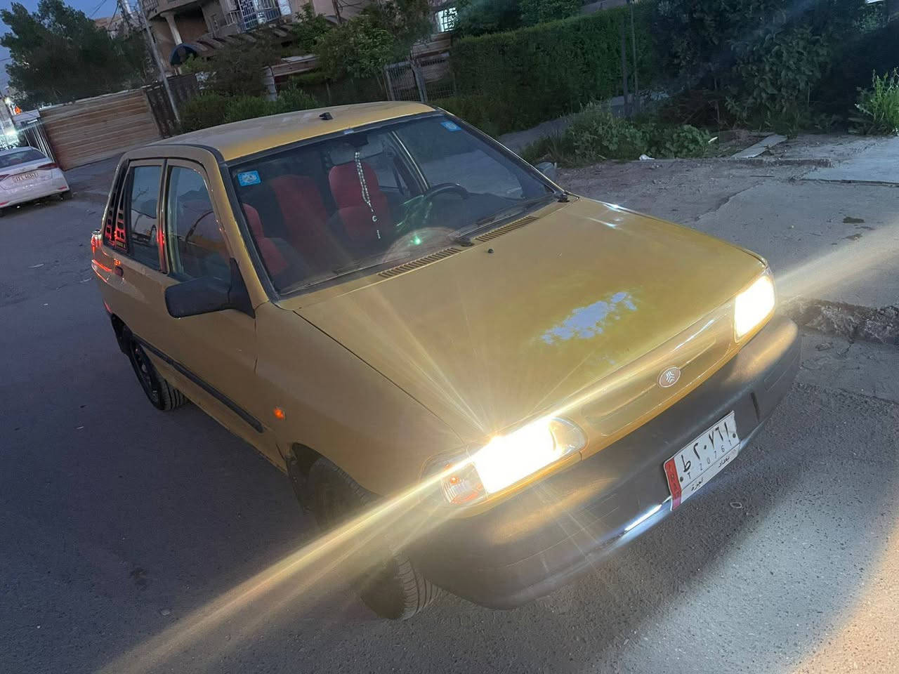 السلام عليكم 
مرخصت الادمن 
سايبه موديل 2011 
رقم بغداد سنويه 2027/10/15
سيارة بسمي تحويل ثاني يوم 
تصفير هيأ وغرامات 
سعر 24$ 
اتصل وبيك خير وادلل 
***********
