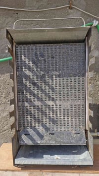 شوايه كباب + تكه  على الغاز  و رارته كلش قويه و ممتازه السعر  ٣٠ الف م...