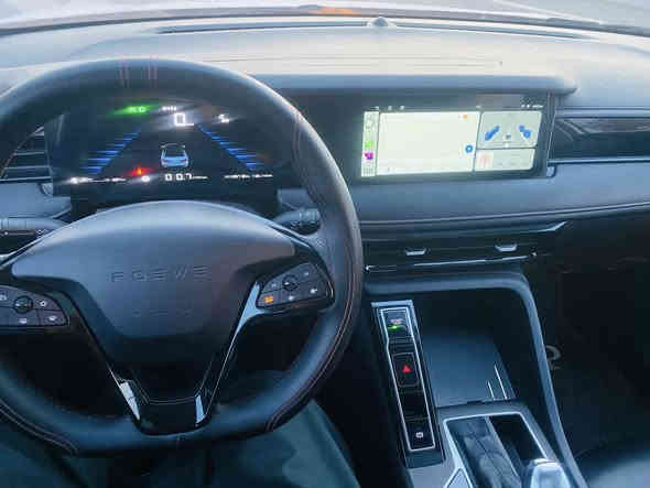 السلام عليكم ام جي 5 موديل 2024 )(25ماشيُ السعر 108$$سياره فول المواصفيات  بدون شي عينوان چم چمال ***********
