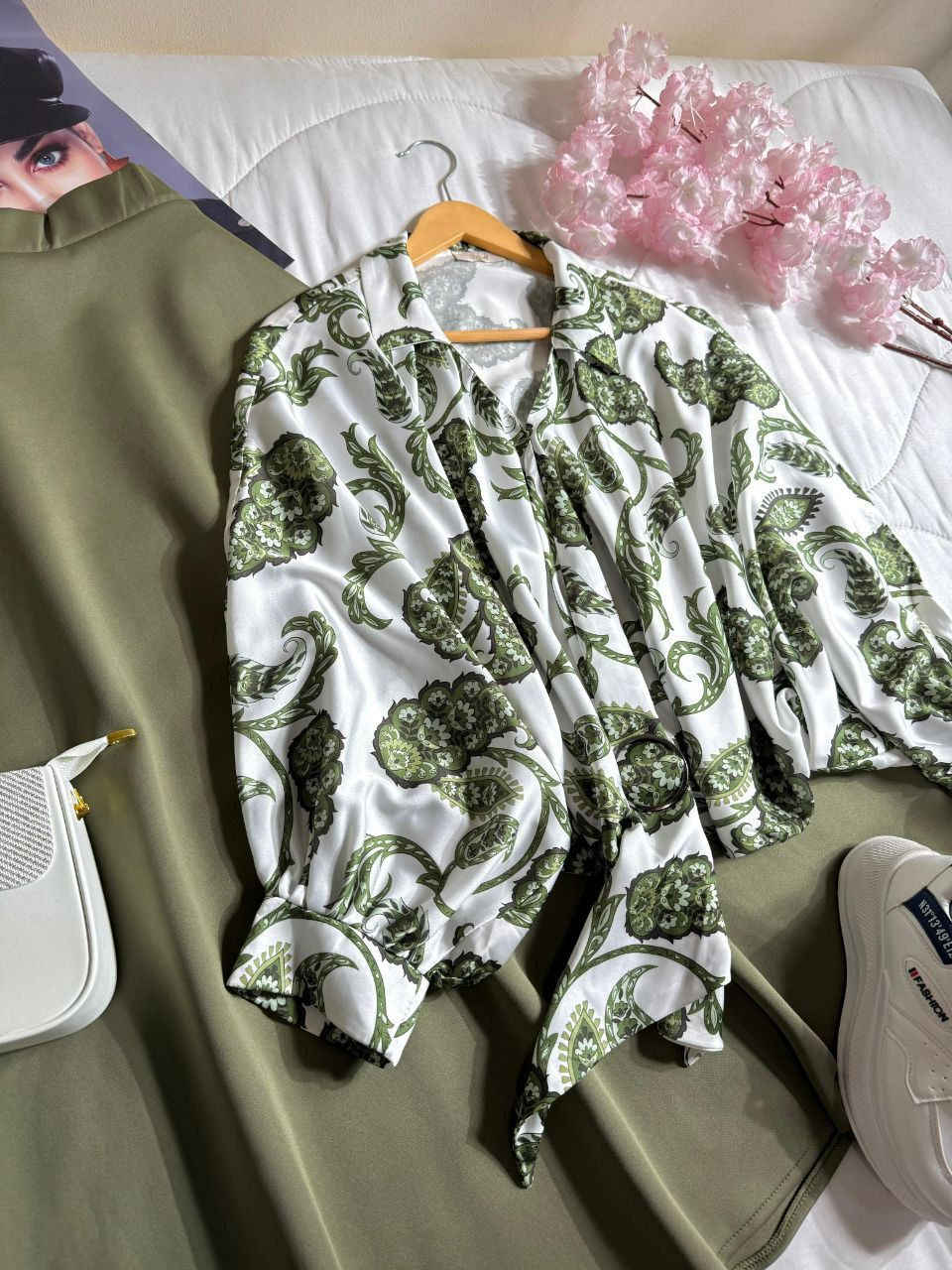 قميص مع تنورة

خامة جسيكا & دابل
38-40-42-44-46


**إذا كنت صاحب هذا الإعلان وتريد حذفه لأي سبب، رجاءا أرسل رسالة إلى الدعم الفني**