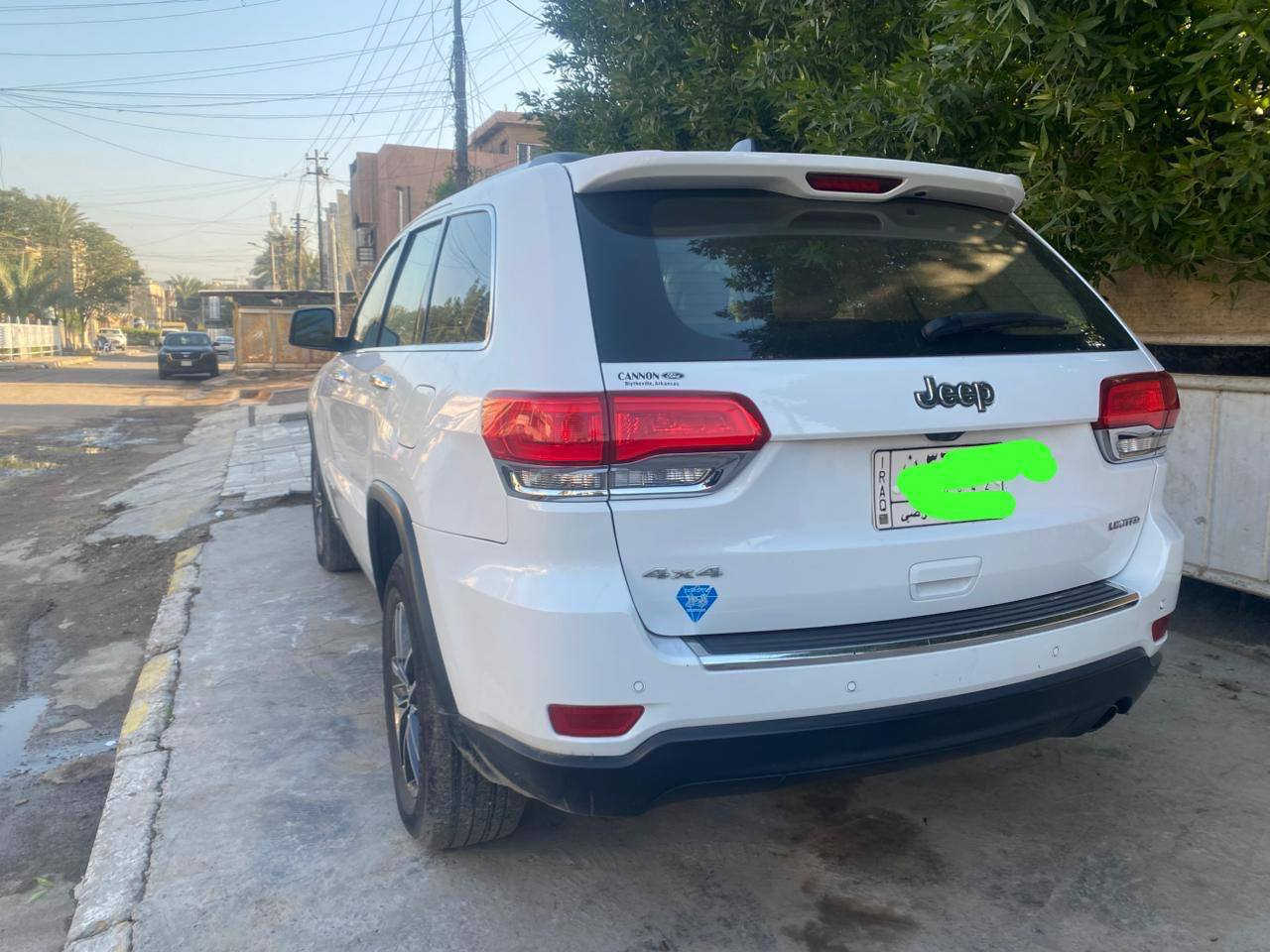 للبيع جيب موديل 21 رقم بغداد مكفولة بدون صبغ حادثها سرقه أجزائها السعر 210 ورقه مكانها كميره قرب جزيرة 
بغداد السياحية 

***********
