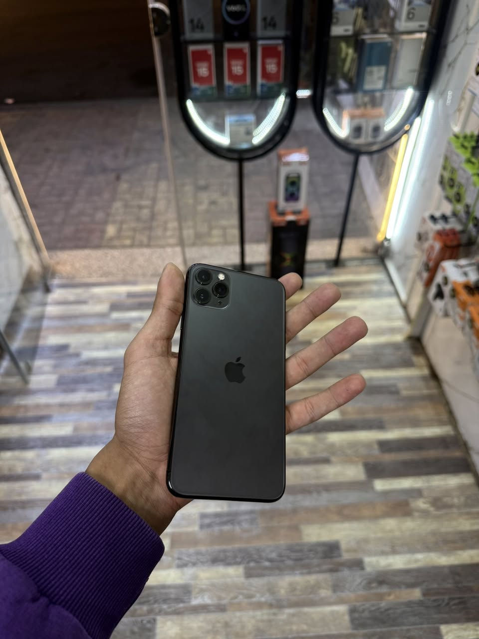 iPhone 11 Promax
مساحه 128
بطاربه 76
وتر بروف متفتحش
علبه وكابل خالص ضريبه 
متاح بيع او بدل


**إذا كنت صاحب هذا الإعلان وتريد حذفه لأي سبب، رجاءا أرسل رسالة إلى الدعم الفني**
