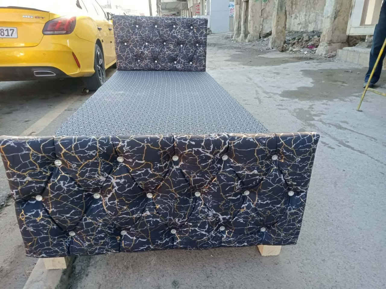 توصيل مجاني داخل الموصل 

تخت نفر خشب عراقي جديد بلوك احمر _16 ملم
رجلين 6_3×3_
السعر_ 55_
 التوصيل مجاني داخل الموصل  الون حسب طلب للحجز خاص

شرط اي اختلاف يرجع الطلب بيد المندوب بدون دفع اي مبلغ 

ملاحضه 
الون حسب طلب الزبون @إشارة


**إذا كنت صاحب هذا الإعلان وتريد حذفه لأي سبب، رجاءا أرسل رسالة إلى الدعم الفني**