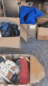 السلام عليكم التفاصيل داخل الفيديو المكان الرئاسه شارع عشرين رقم الهاتف ***********
