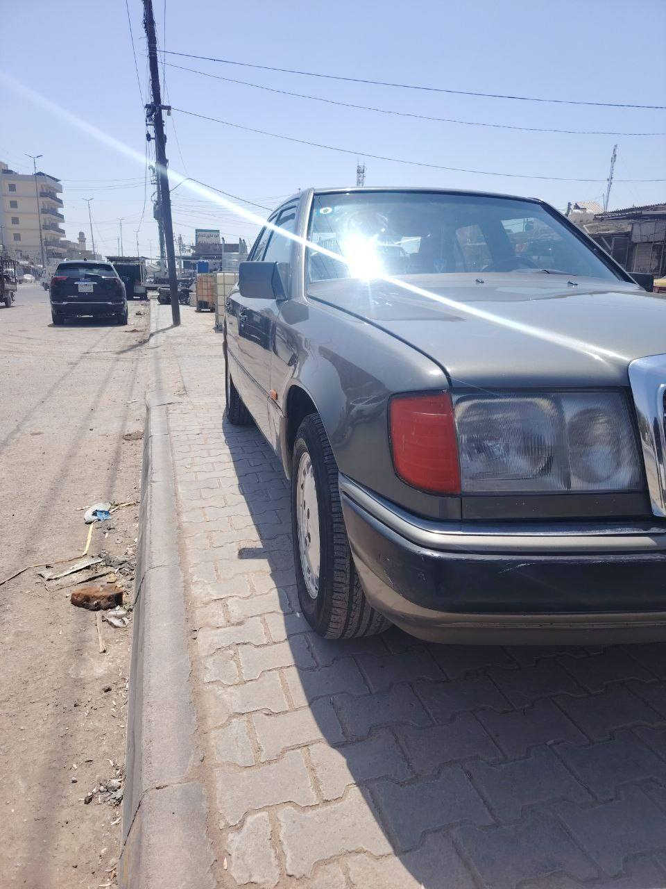 مارسدس دب سلام عليكم
فول موصفات 

محرك بلاد 6 سلندر عنكبوت 

كشنات جلد 

فتحه 

كشنات جلد 

كشنات كهرباء 

رقم بغداد 

مكفوله من الضربه فقط صبغ عام للجماليه 

تبريد ثلج 

كير محرك كفاله 

تحكم مري 

مكان سياره نجف 
السعر 66 وبيها مجال 

***********
