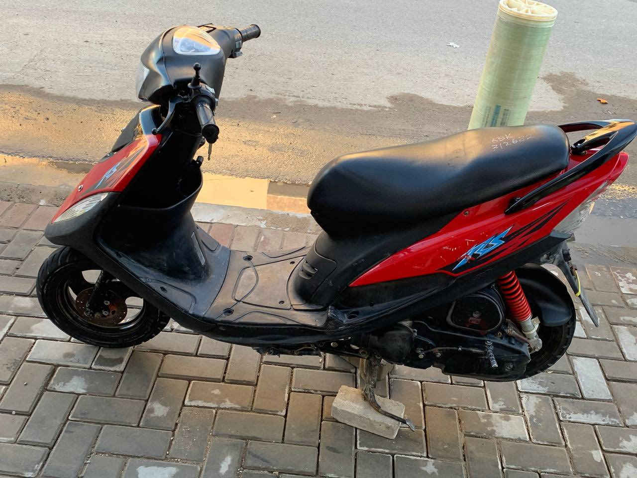 دراجه ماكس البيع المكينه  كفاله عامه باقي التفاصيل خاص مو شراي لا تعبني
هـ:☎️***********
مكاني: ديوانيه مركز
