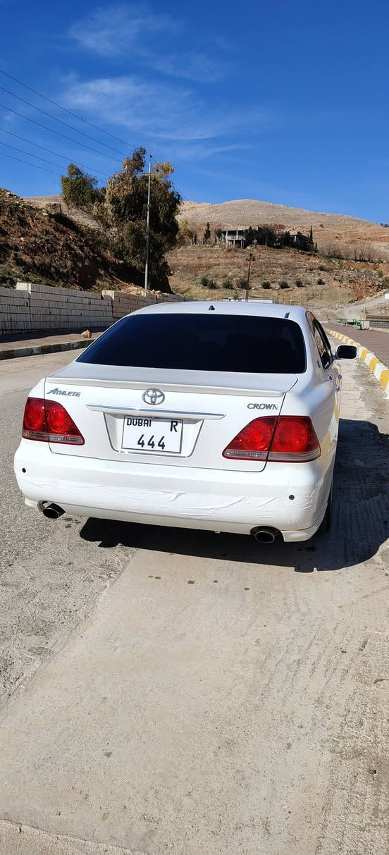 شاهینە 182 2006براوە قەپات موسەفات بە سلاید نییە کامل جایز سەیارەکە وەک شوشە وایە سەلاجە چوار کوشین کارەبا چوار کوشین هیتەر کامێرا مەرخوبی بازارە بەنزین کەم ئەخوا 57 معامە *********** كويسينجاك, أربيل
