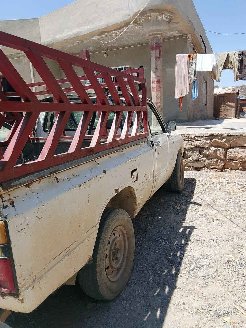 اسلام عليكم بيكم تويوتا 82 محرك نضيف كير اكسن شاصي كابون بانزين موجود تريد وكاله تريد تحويل مكان السياره ناحية زمار للاستفسار الاتصال على الرقم. ***********.  *********** السعر 20 اوبي مجال
