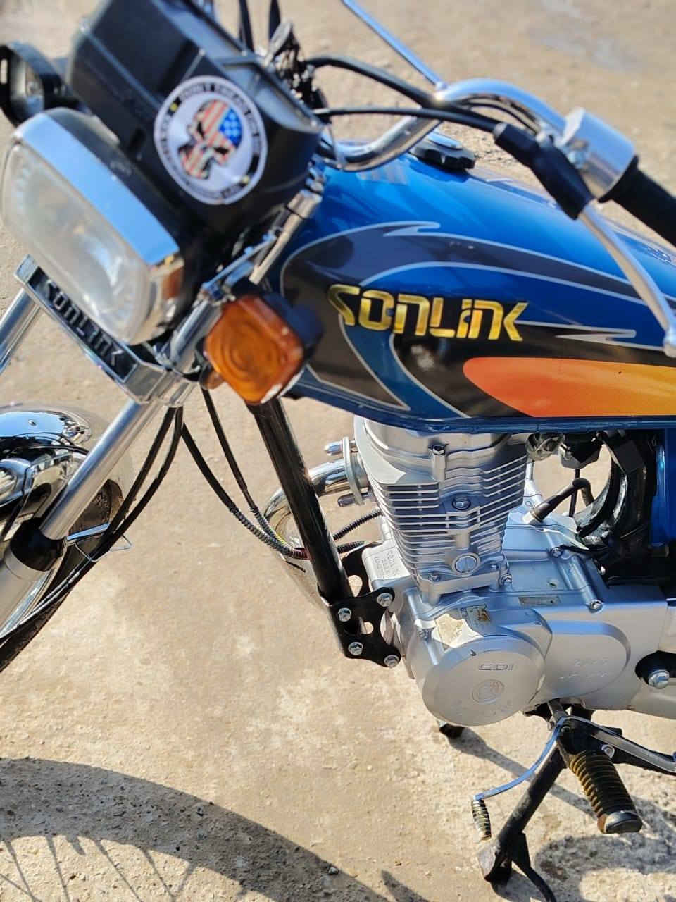 السلام عليكم
من رخصة الادمن
إيراني للبيع 4 كير سونك اصل ابو الختومات موديل 2025 جديده زيره ماشيه 5 الاف
نضافه 1000 الله شاهد ما متعوبه من البيت للبيت سعر جداً مناسب زيرو شباب الله شاهد مال جنيه دراجه مطالعه للشارع اني صاحب كهوه من البيت للكهوه مواصفات كدام عينك بيها نقص شي بسيط ( المرايات) مكاني التاجي قرب مطعم دجلة الخير قبل معسكر للتواصل خاص او عل رقم *********** بي واتساب سعر 600 وبي مجال حك الجيه وحياكم الله
