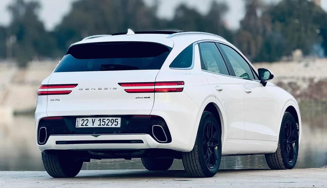 للبيع فقط

جينسين gv70 فول ماعدا المساج

ماشيه 10 فقط

بدون دواخل بدون شواصي 

سعر 35 

بيهه مجال 

بغداد كاظميه 

***********
