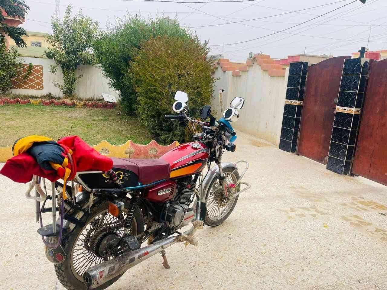 سلام عليكم للبيع ماطور 2019 نضيف حيلل كلشي شرط السعر 290 وبيها مجال الشراي يتصل ***********
