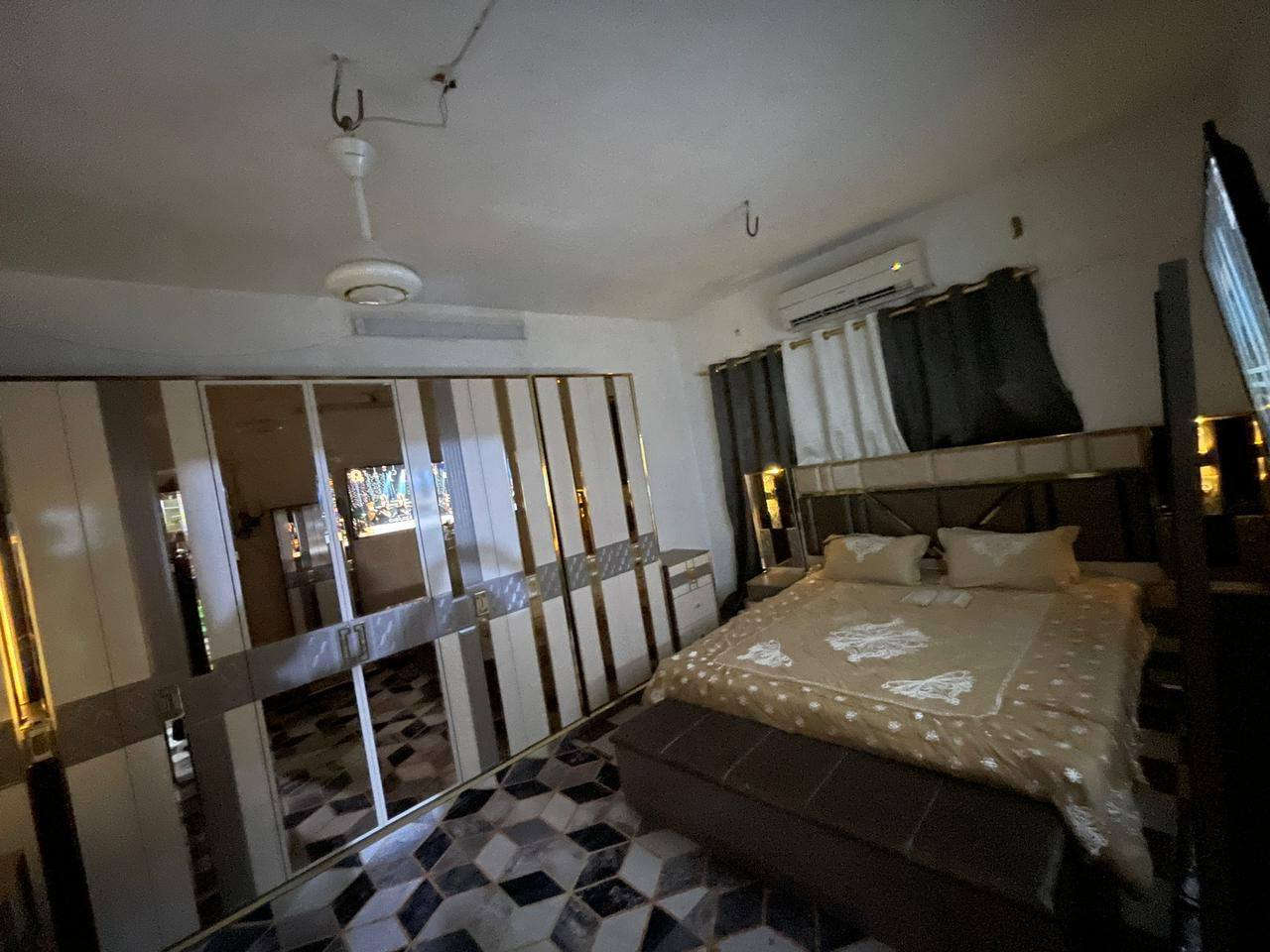 غرفه البيع الاستخدام شهر فقط 
تجي وتشوف بعينك ***********
