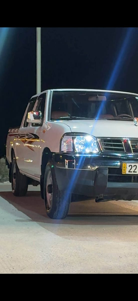 نیسان پیکاب  مۆدیل 2009 مەکینە بەخ سەیارەکە زۆر خاوێنە بێ بۆیاغە هەتا نەیبینی نازانی چەند جوان ماوەتەوە سەیارەکە توندوتۆڵە بێ تەقەوڕەقەیە هەموو گیانی بەشەرتە 
نرخی 105 گەڵاو معامەلەیە 
ژ.م *********** رانية, السليمانية
