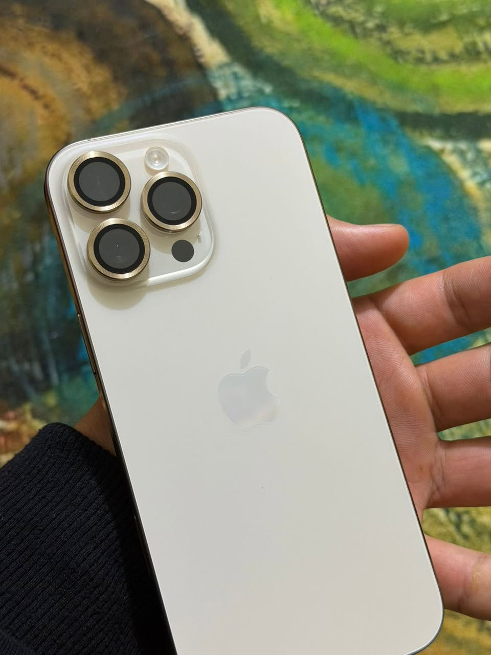 ايفون 16 برو ماكس بطاريه 100 مشحون 78 مره جديد كلش ولا زلغ ذاكره 256 بعده بلضمان مال الشركه السعر 1550 وبي مجال بسيط     ***********
