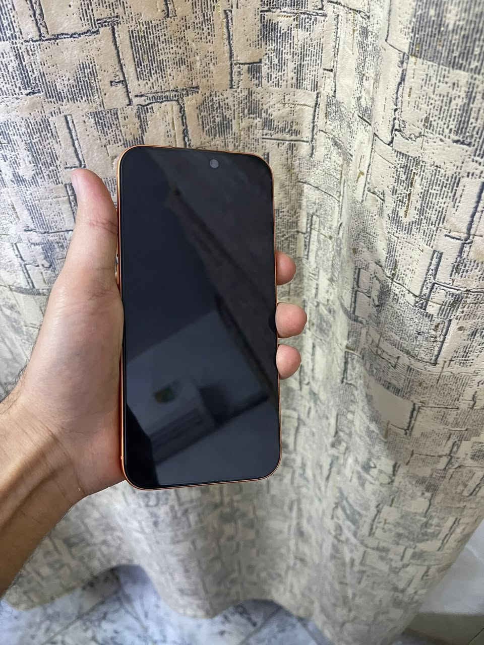 السلام عليكم 
١٧برو ماكس ايسم ٢٥٦
بطارية 🔋 ٩٨
عدد دورات  ٩٧
رايده ب مليون و ٨٢٥
بغداد (***********)
