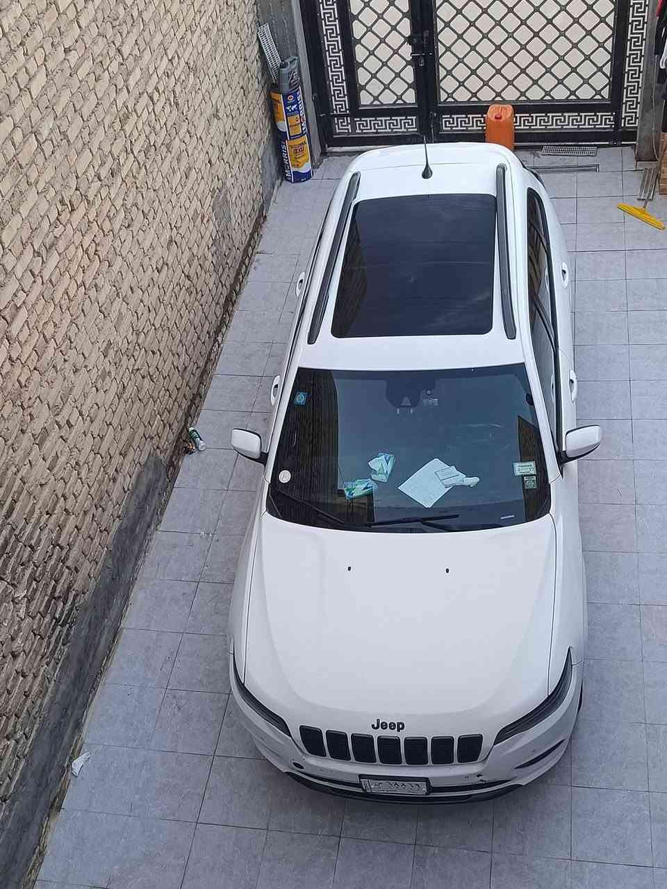 السلام عليكم
جيب شيروكي بزون ٢٠٢١ رقم بغداد فول مواصفات للاخير مكينه اربعه بستم تيربو فور ويل غرفه جلد اسود قياده اليه توقف ذاتي قماره فتحتين بانوراما انضمة قياده اربعه رادار وحساسات امامي وخلفي ضربتها بجم خفيفه طرف المدكر الامامي وخشم البنيد 
اذا مكان ضيك وتريد تطبكها وخاف اطخها هي تطبك بوحدها 
بيها مواصفات هواي وفقط الجانيها يعرفها سعرها 170
***********
