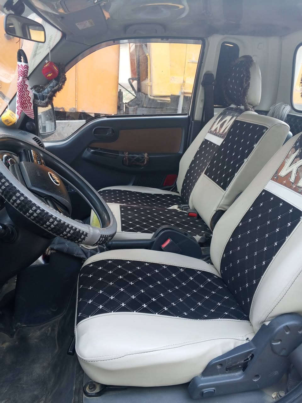 للبيع كية موديل 22 رقم بغداد نكليزي محرك جديد كير جديد تبريد ثلج سيارة حلوة مال جناي مكان تاجي بغداد ***********==***********
