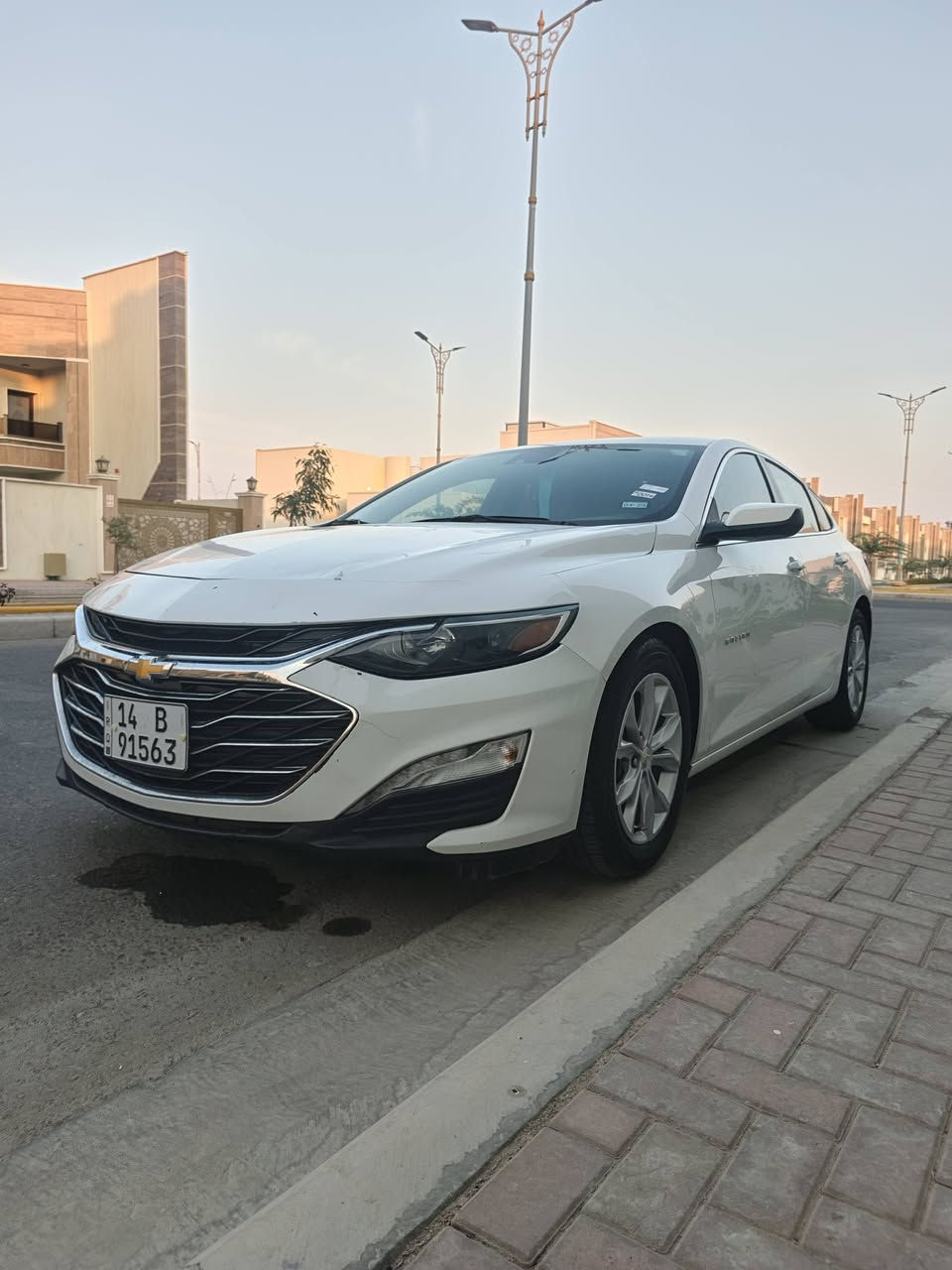 سلام عليكم ماليبو مديل ٢٣ رقم بصره معوقين مكفوله من التبديل والصبغ بيه حالوب وطرف البنيد بارد جاهزه السياره مكاني بصره الستفسار *********** السعر// ١٢٣ وبيه مجال
