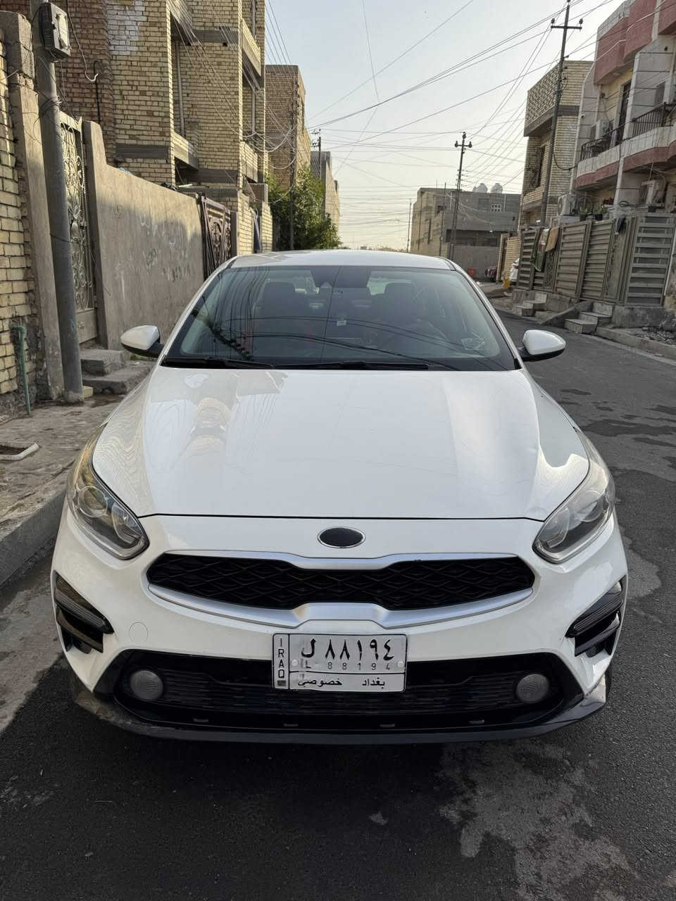 السلام عليكم فورتي 19 محرك 2000دوش كير at ماشيه 62ميل شاشه كبيره كاميرا دواره رادار امامي مثبت سرعه قياده ذاتيه تحكم جهتين نضام سبورت وعادي وباقي مواصفات معروفه صور حادث موجوده بل منشور بدون ايرباكً وبيهه طخات بارد قليله بل عراق بدون صبغ سياره تفاصيل اكثر اتصال عل رقم ***********
