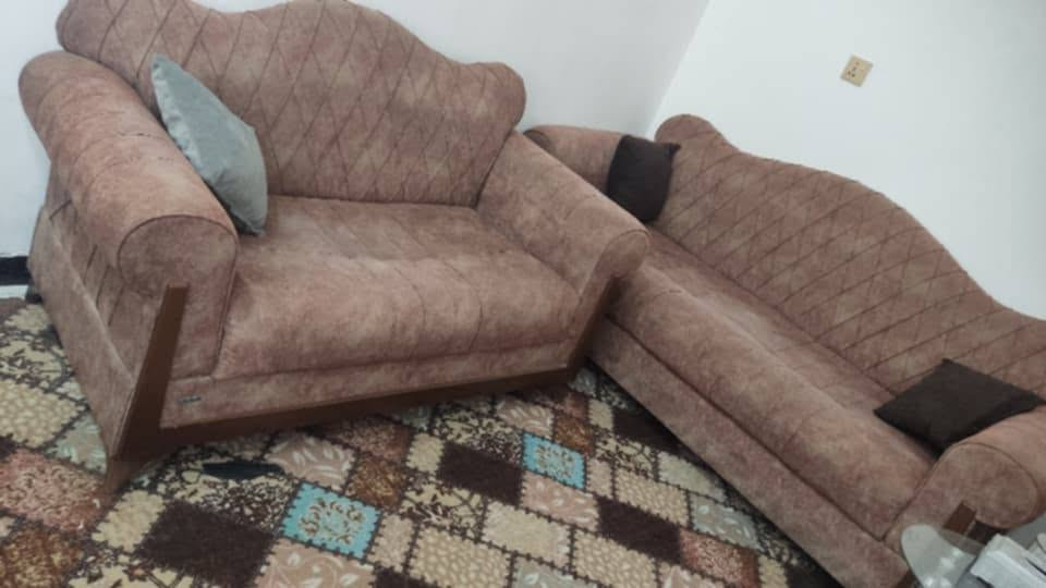 تخم 10 مقاعد سعر 250 العنوان أبو غريب حي الرساله على القديم


**إذا كنت صاحب هذا الإعلان وتريد حذفه لأي سبب، رجاءا أرسل رسالة إلى الدعم الفني**
