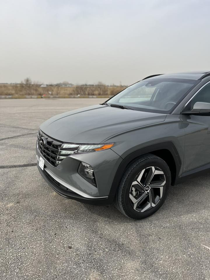 2024  HYUNDAI TUCSON SEL

سعة المحرك:-  2.5 بانزين 
المسافة المقطوعه :-22 mi
اللون :- سمنتي                      
الموديل:- 2024
عدد المقاعد :- 5 مقاعد 
مواصفات السيارة:-SEL
الاضافات#👇👇
 شاشه كبيره 
فرش جلد بيج
ويل 20
كامرا خلفيه  
تحكم سرعة
تحكم مسجل في الطاره
بصمه 
حساس تجاوز  
حمالة سقف 
هاند بريك كهرباء  
تحديد مسار  
صندوق كهرباء 
لايت زينون 
تشغيل عن بعد
اشاره بالمرايا
فتحة سقف 

والمزيد من الاضافات

         🚗   حادث السياره كما موضح في الصور سرقت بنيد فقط بدون حادث السياره فقط سرقه    

مكان السياره بابل الحله 
هـ ***********
لمعرفه السعر اتصل ع الأرقام
