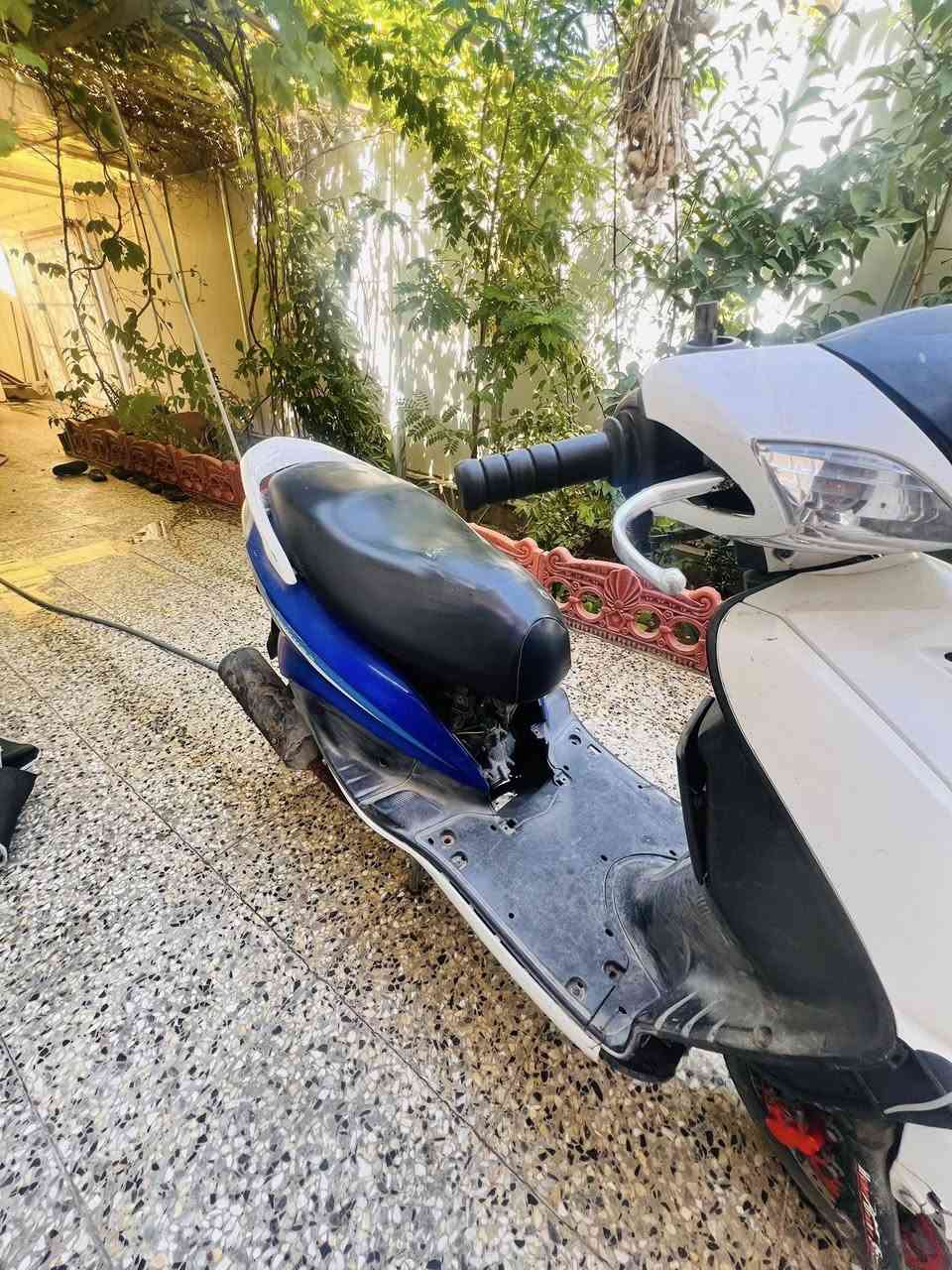 دراجه سكنس نثيه نضيفه حيل و سعره 350 ما مفتوحه مكينه مكاني بلديات الضباط ***********
