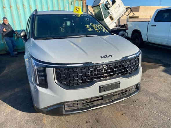 السلام عليكم
كيا كرنفال 2025  sx برستيج هايبرد
معفيه كمرك ورقم
ماشيه 528 mi
 السياره قطع جديد
مده الوصول يوم90
السعر واصل بصره داخل الحاويه 245
***********
