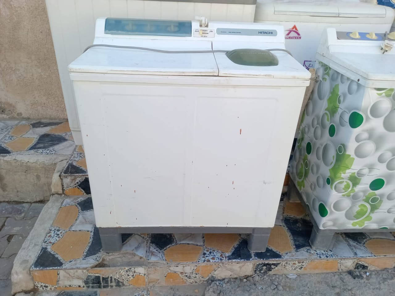 غسالات نضيفات للبيع شرط الشغل وتنشيف العنوان العماره الدبيسات ***********
