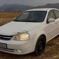 شۆفرلێت ئۆپترا مۆدێل: 2012 ڕەنگی سپی  بێ بۆیاخ و بێ لێدران سەیارەکە بە...