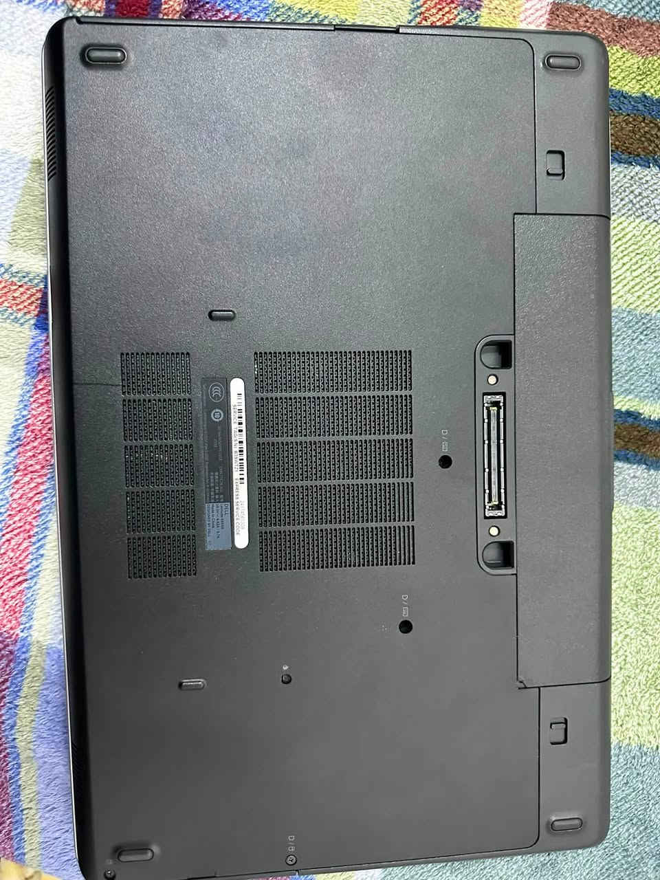 Dell 6540 Core i7
حجم الشاشة كبير جدا 15.6 

هارد 256 ssd 
كارت شاشة داخلي  2 كيكا وخارجي 4 كيكا 
الجهاز بالكارتون جديد كلش الجيل الخامس ويا ملحقاته شاحنه وجنطة 
مكاني ناصرية السعر 230 الف 
***********
