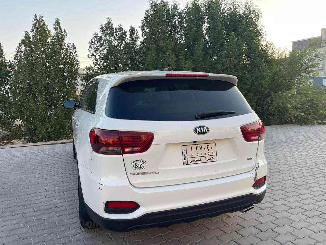 للبيع 
سورنتو 2019
مواصفات امريكي 
حادث جامغ وباب السايق 
وباب خلف السايق صبغ
والباقي شوف العين 
رقم بصره تحول 
السعر 160 وبي مجال 
الشراي يتصل ويدلل

0770 563 240 البصرة, العراق


**إذا كنت صاحب هذا الإعلان وتريد حذفه لأي سبب، رجاءا أرسل رسالة إلى الدعم الفني**
